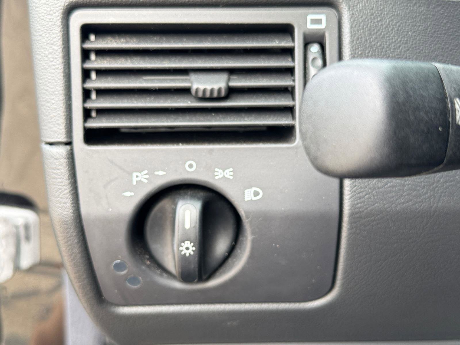 2007 Chrysler Crossfire Base