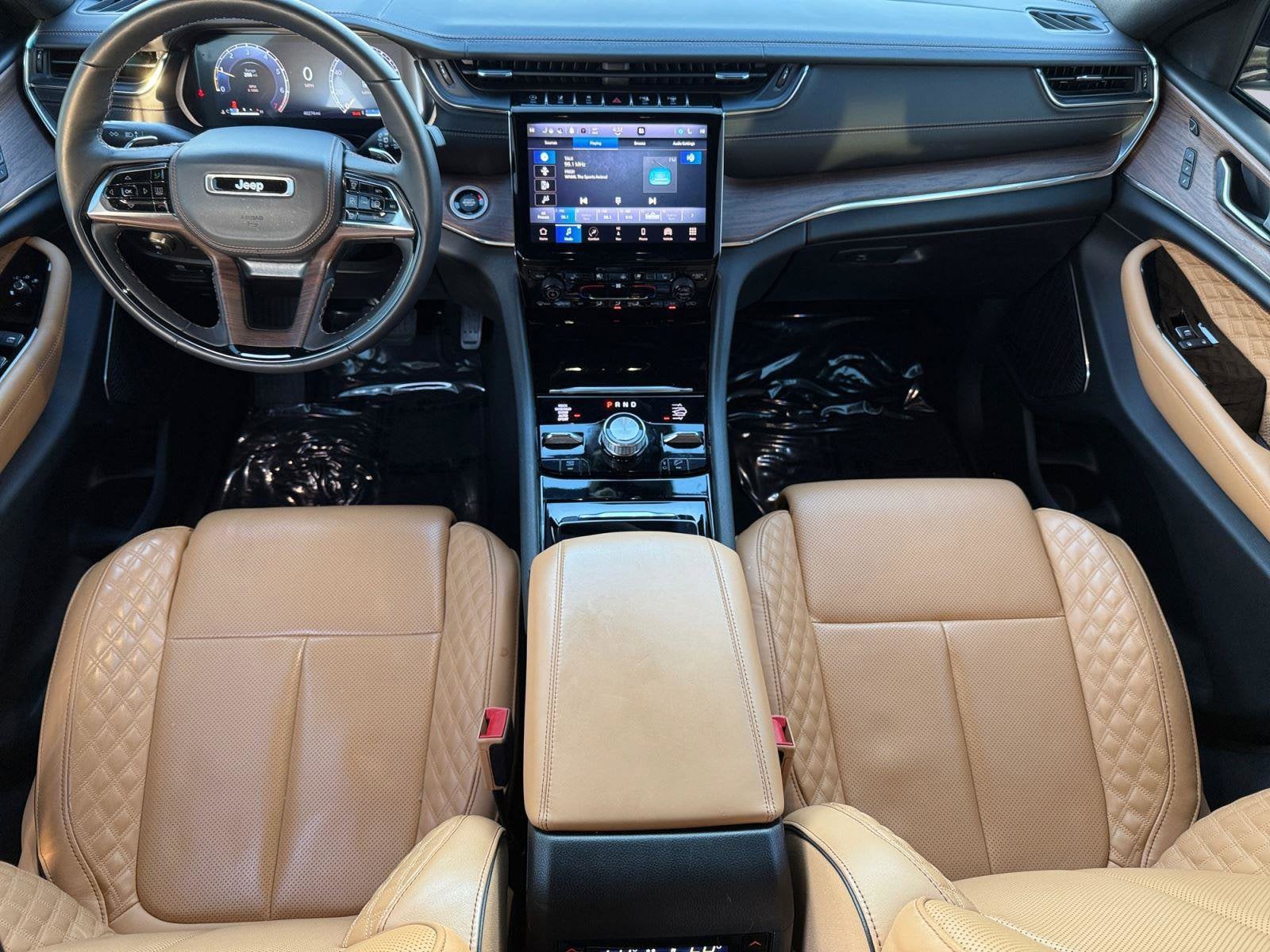 2023 Jeep Grand Cherokee L Base