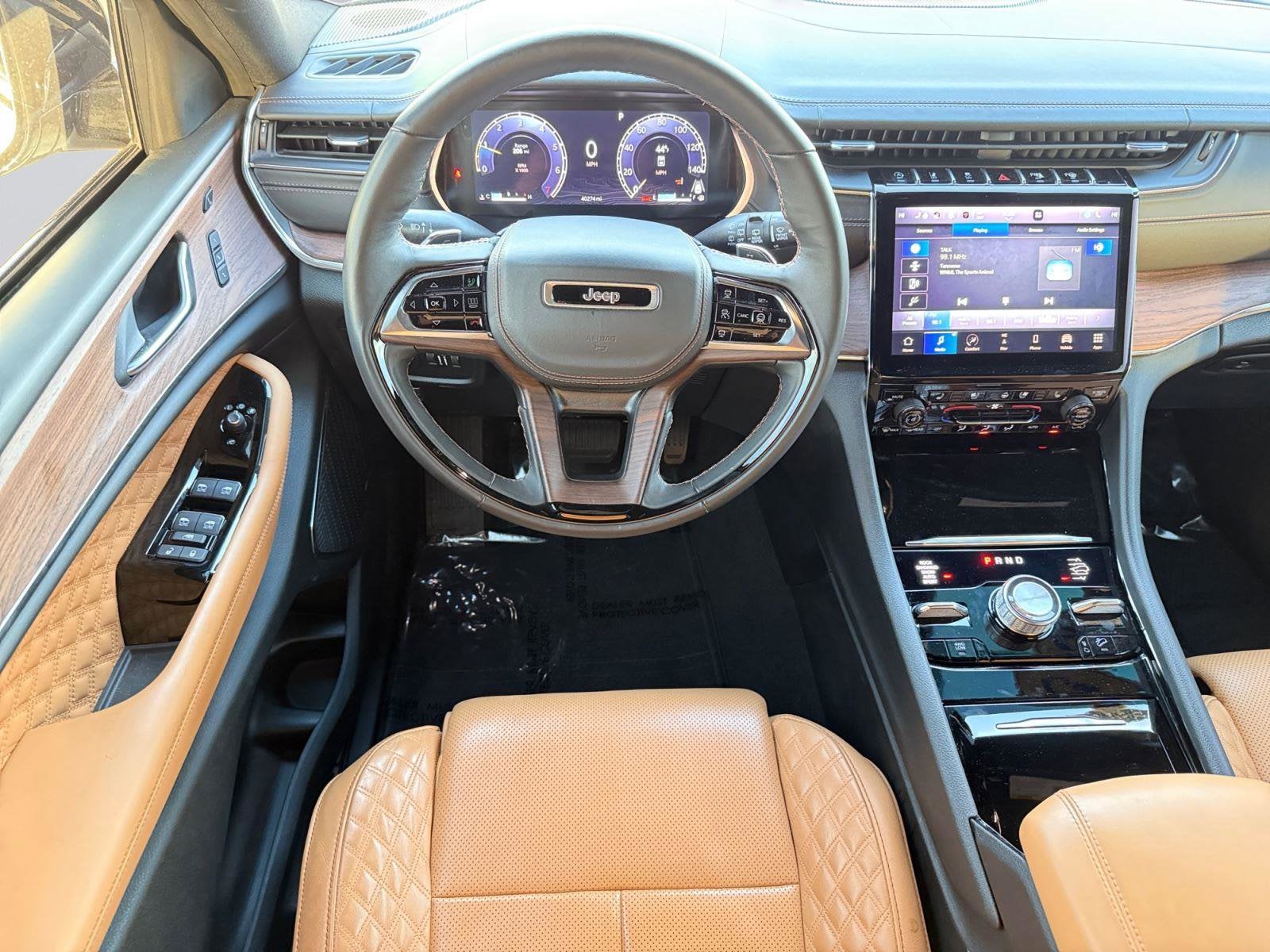 2023 Jeep Grand Cherokee L Base