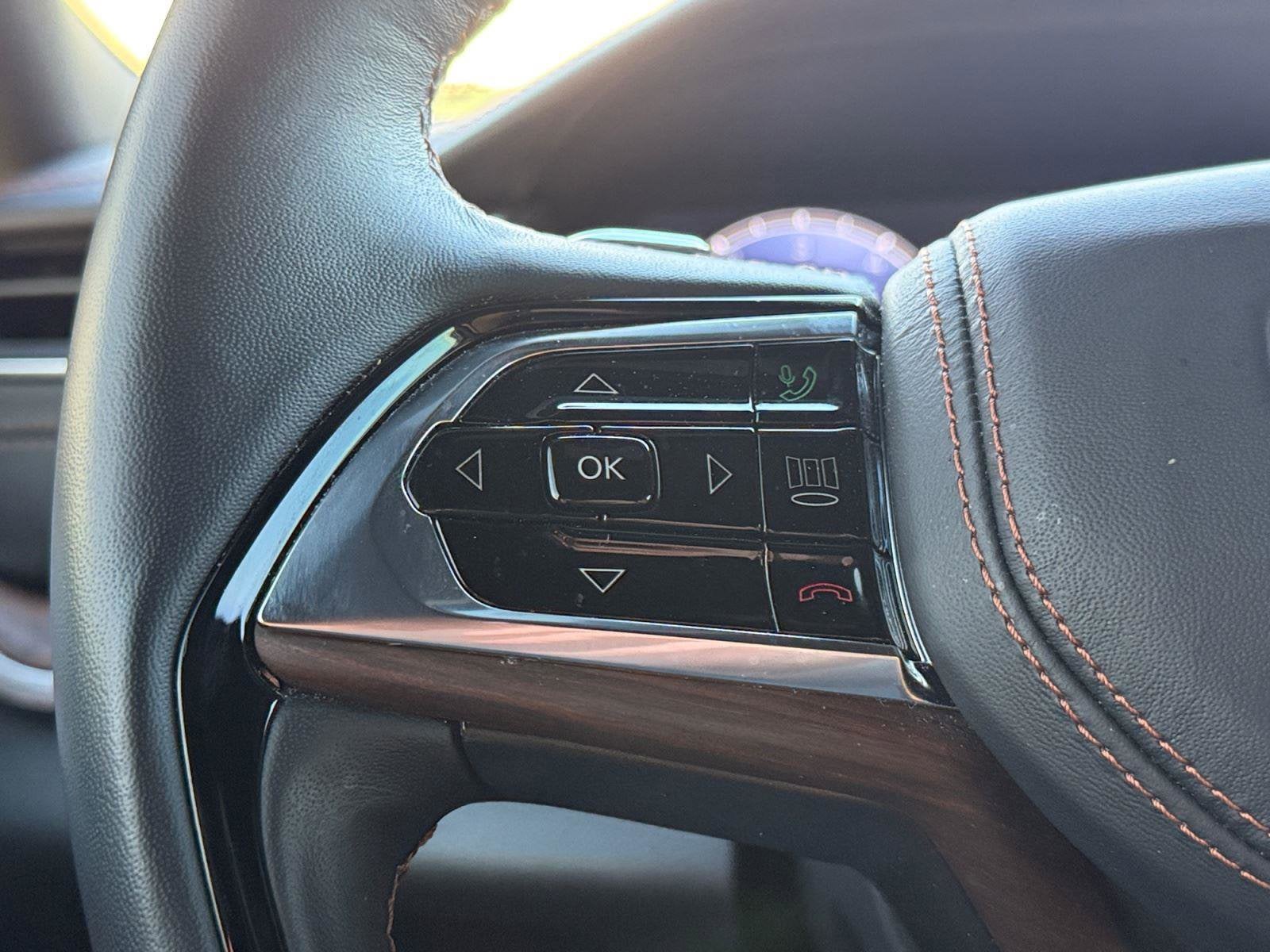 2023 Jeep Grand Cherokee L Base