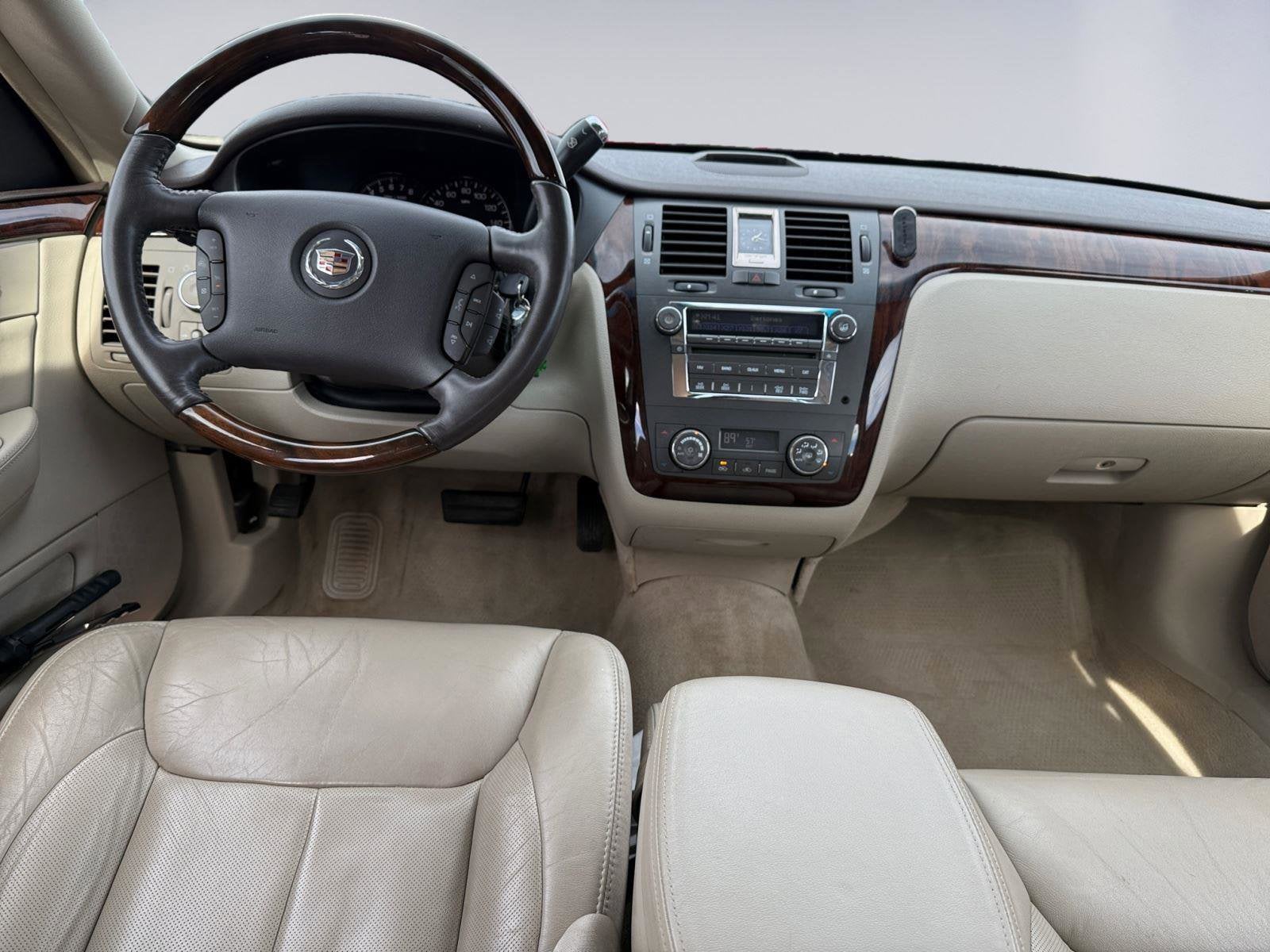 2009 Cadillac DTS Base