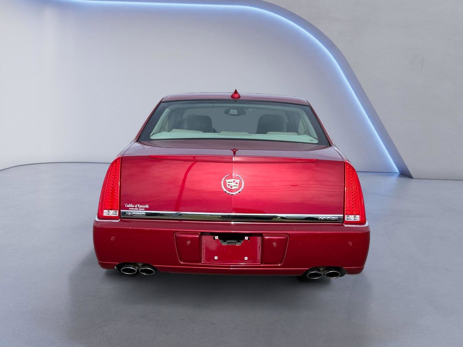 2009 Cadillac DTS Base