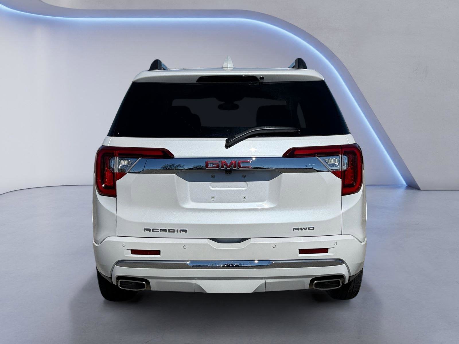 2021 GMC Acadia Base