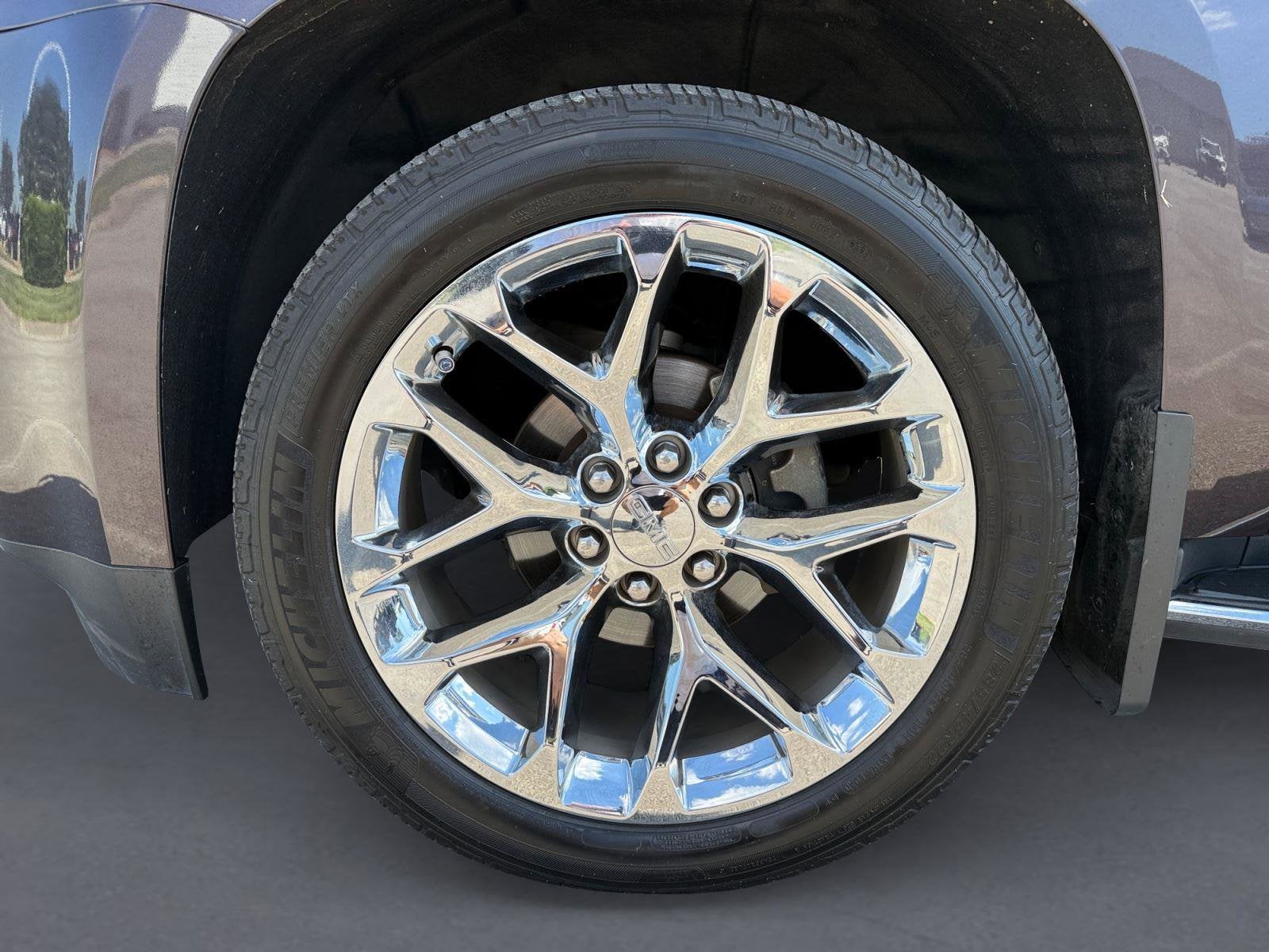 2016 GMC Yukon Base