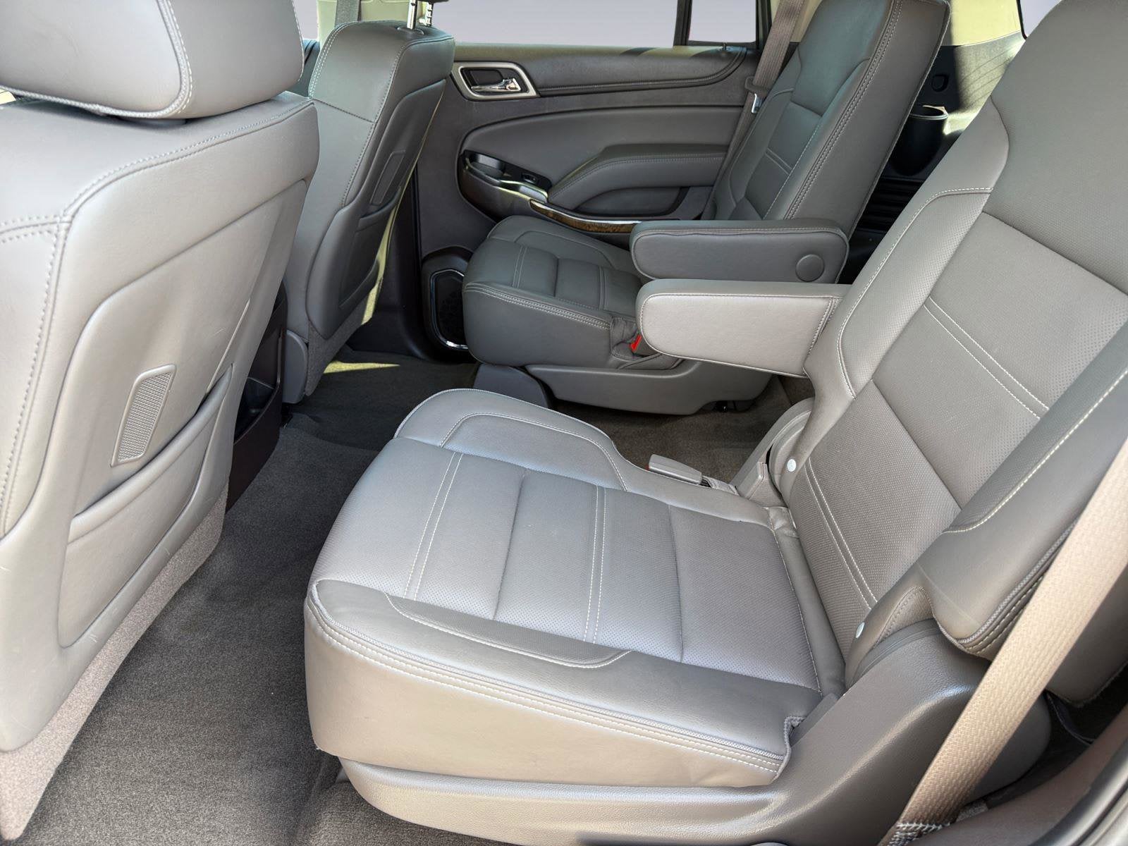 2016 GMC Yukon Base