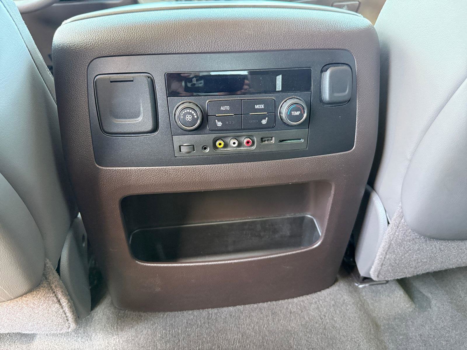 2016 GMC Yukon Base