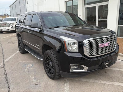 2017 GMC Yukon Base