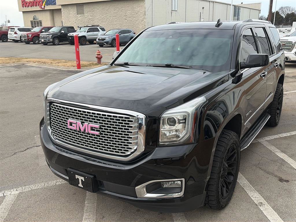 2017 GMC Yukon Base