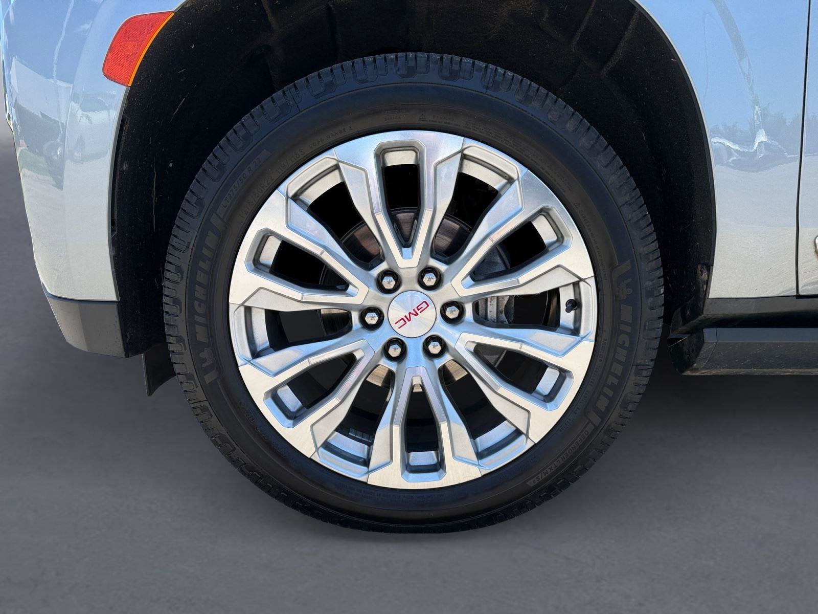 2024 GMC Yukon Base