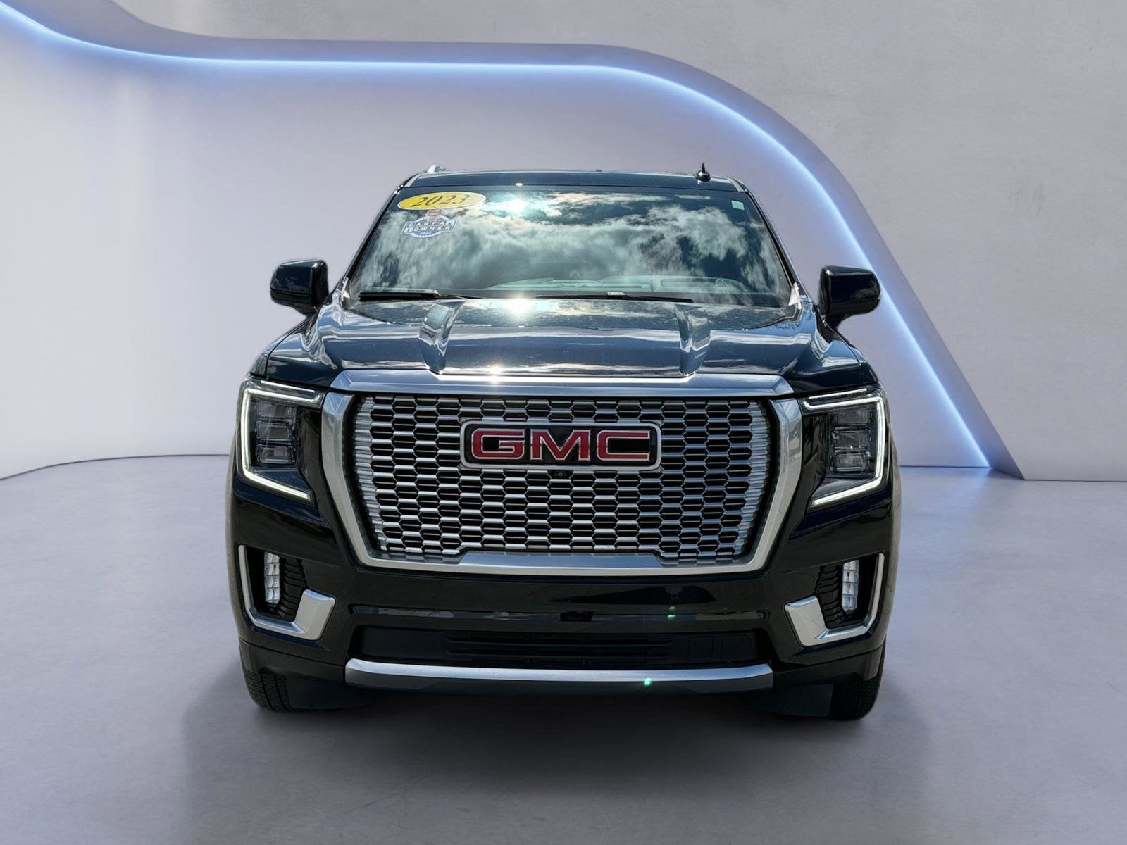2023 GMC Yukon Base