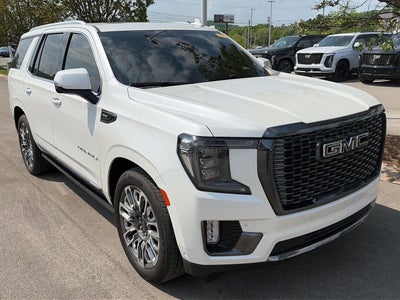 2023 GMC Yukon Base