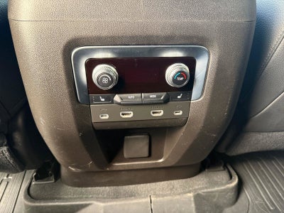 2021 GMC Yukon XL Base