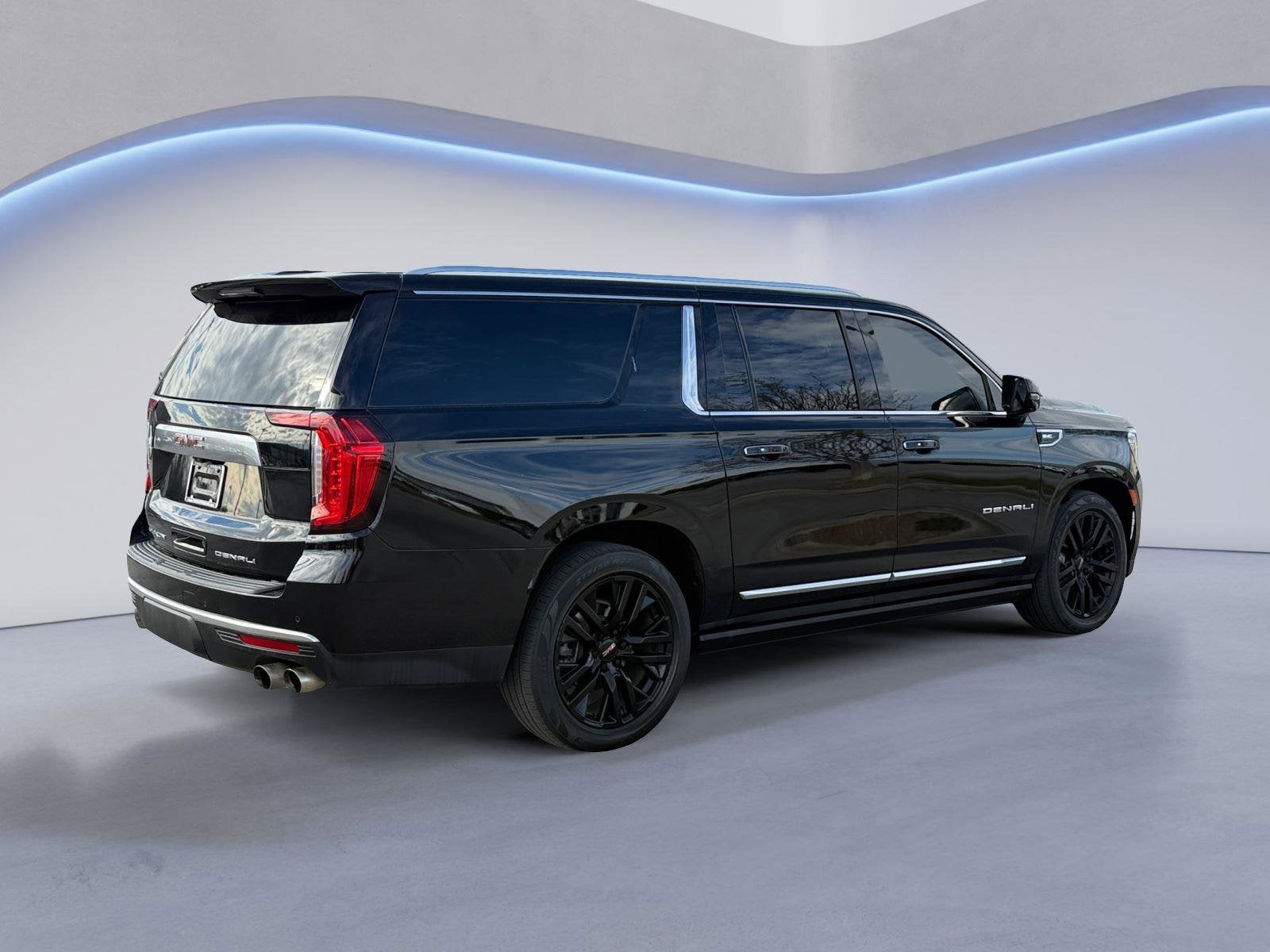 2021 GMC Yukon XL Base