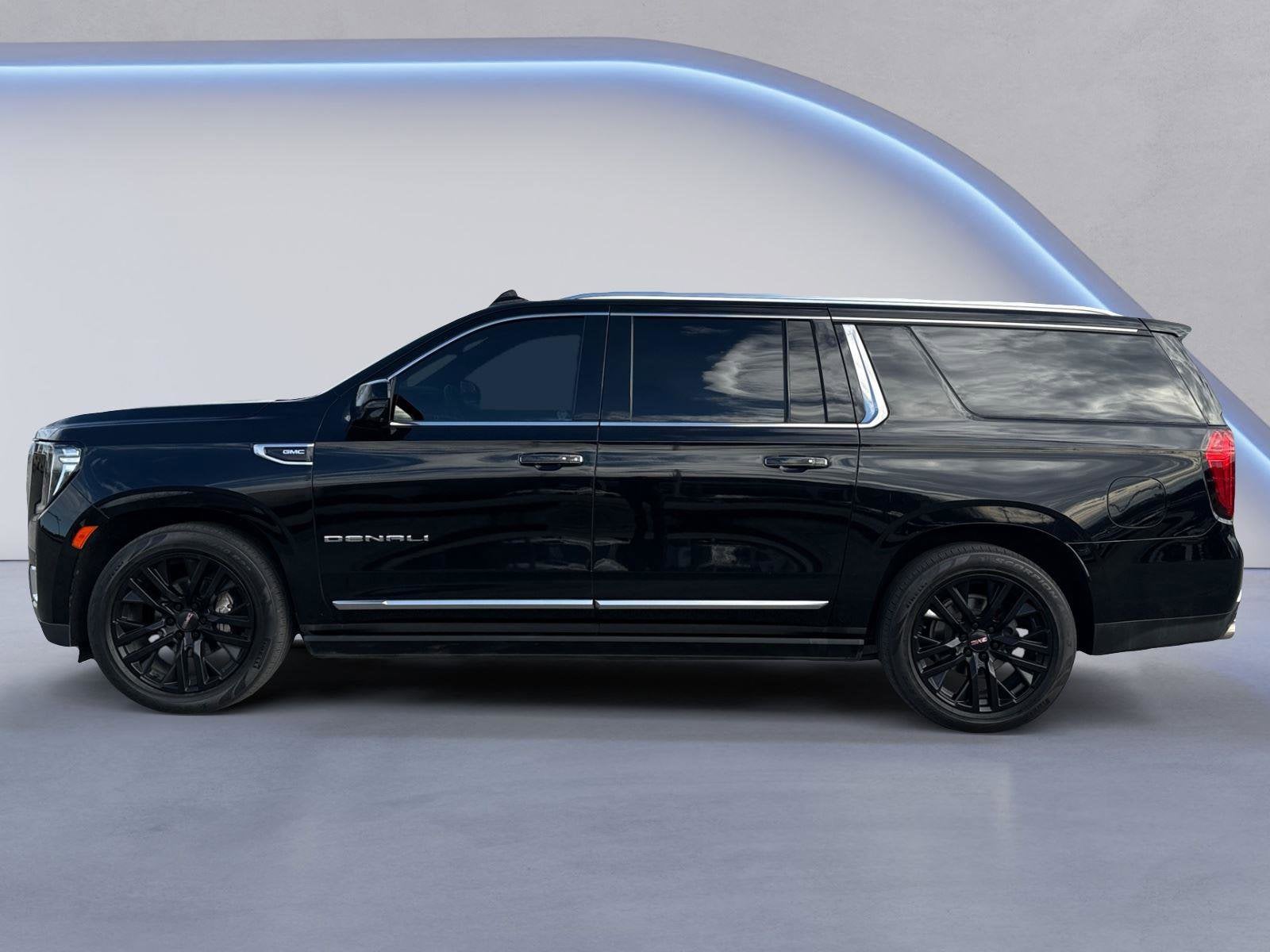 2021 GMC Yukon XL Base