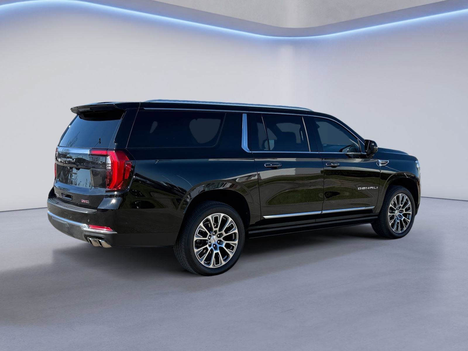 2025 GMC Yukon XL Base