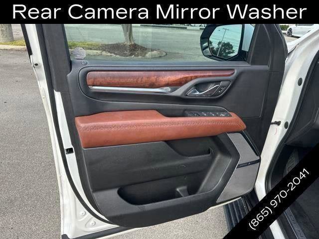 2023 GMC Yukon XL Base