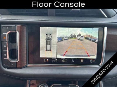 2023 GMC Yukon XL Base