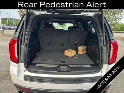 2023 GMC Yukon XL Base