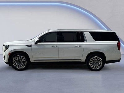 2023 GMC Yukon XL Base