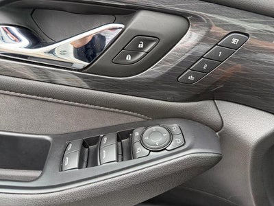 2022 Chevrolet Traverse AWD 2LZ