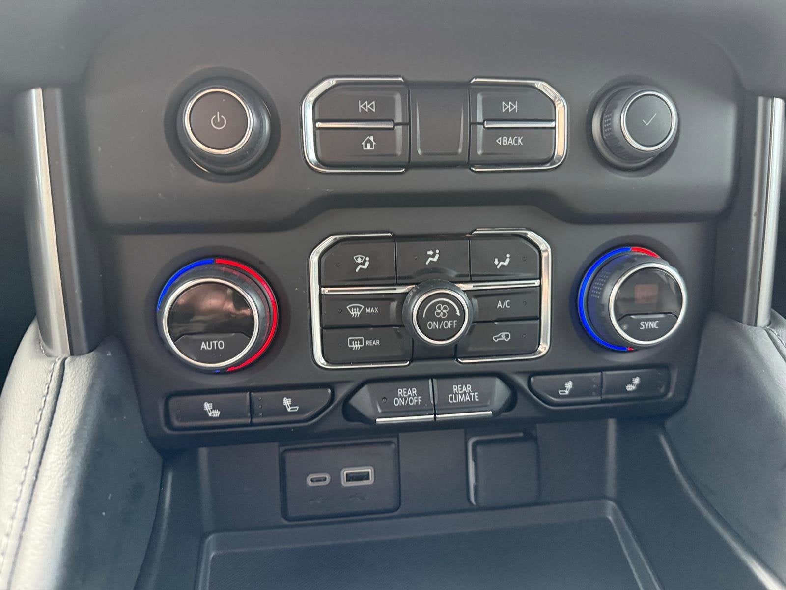 2024 Chevrolet Tahoe Base