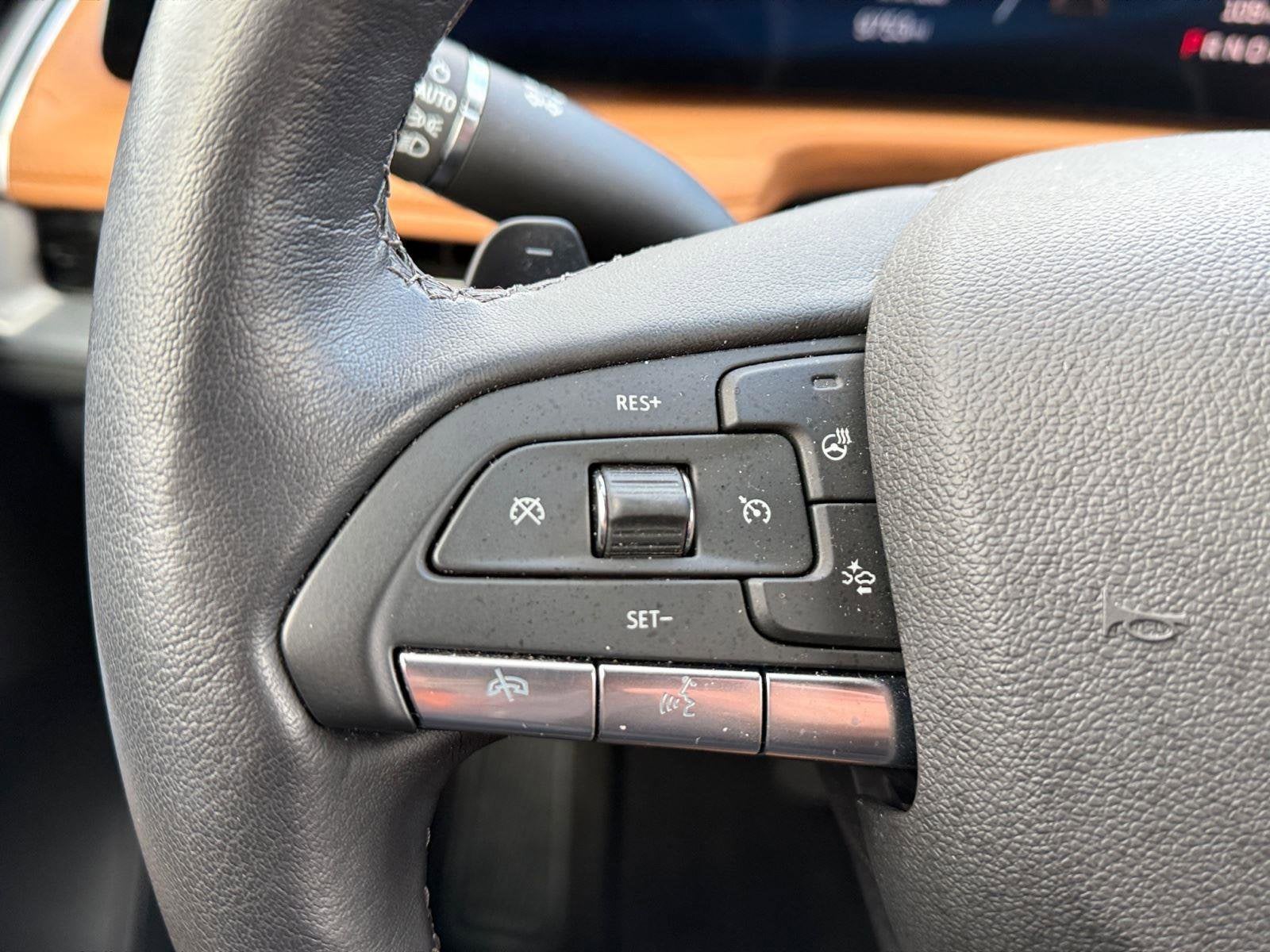 2025 Cadillac XT4 Base