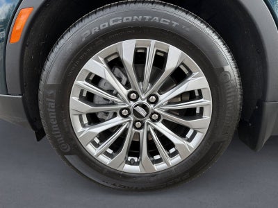 2025 Cadillac XT4 Base