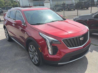 2023 Cadillac XT4 FWD 4dr Premium Luxury