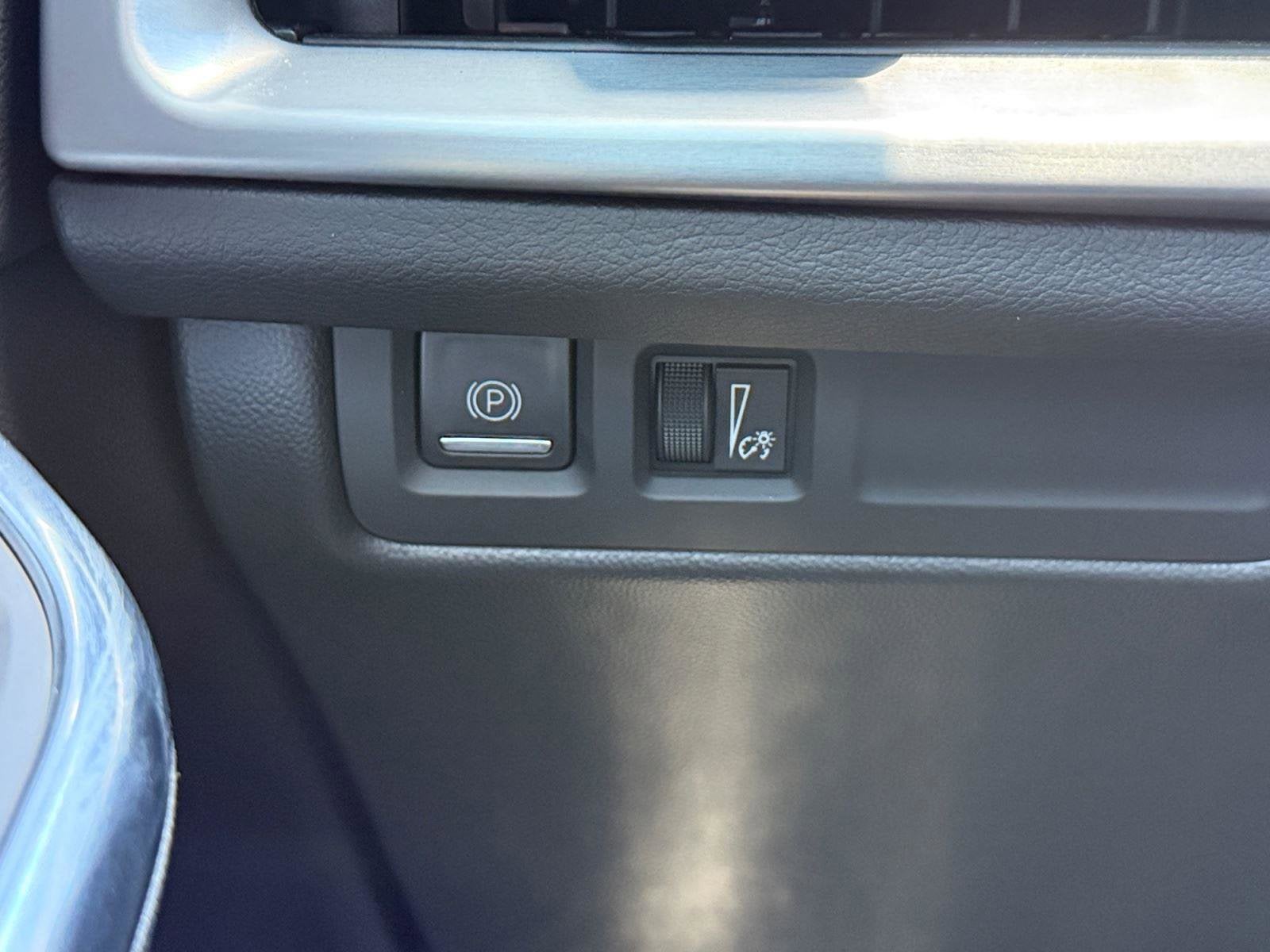 2025 Cadillac XT4 Base