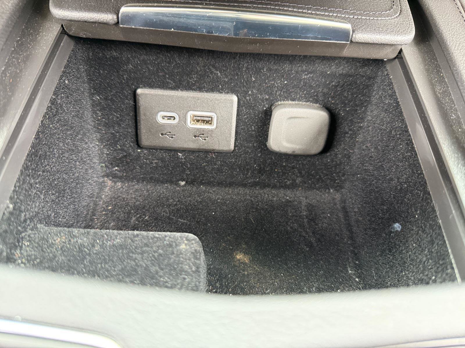 2023 Cadillac XT4 Base