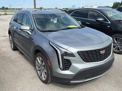 2023 Cadillac XT4 FWD 4dr Premium Luxury