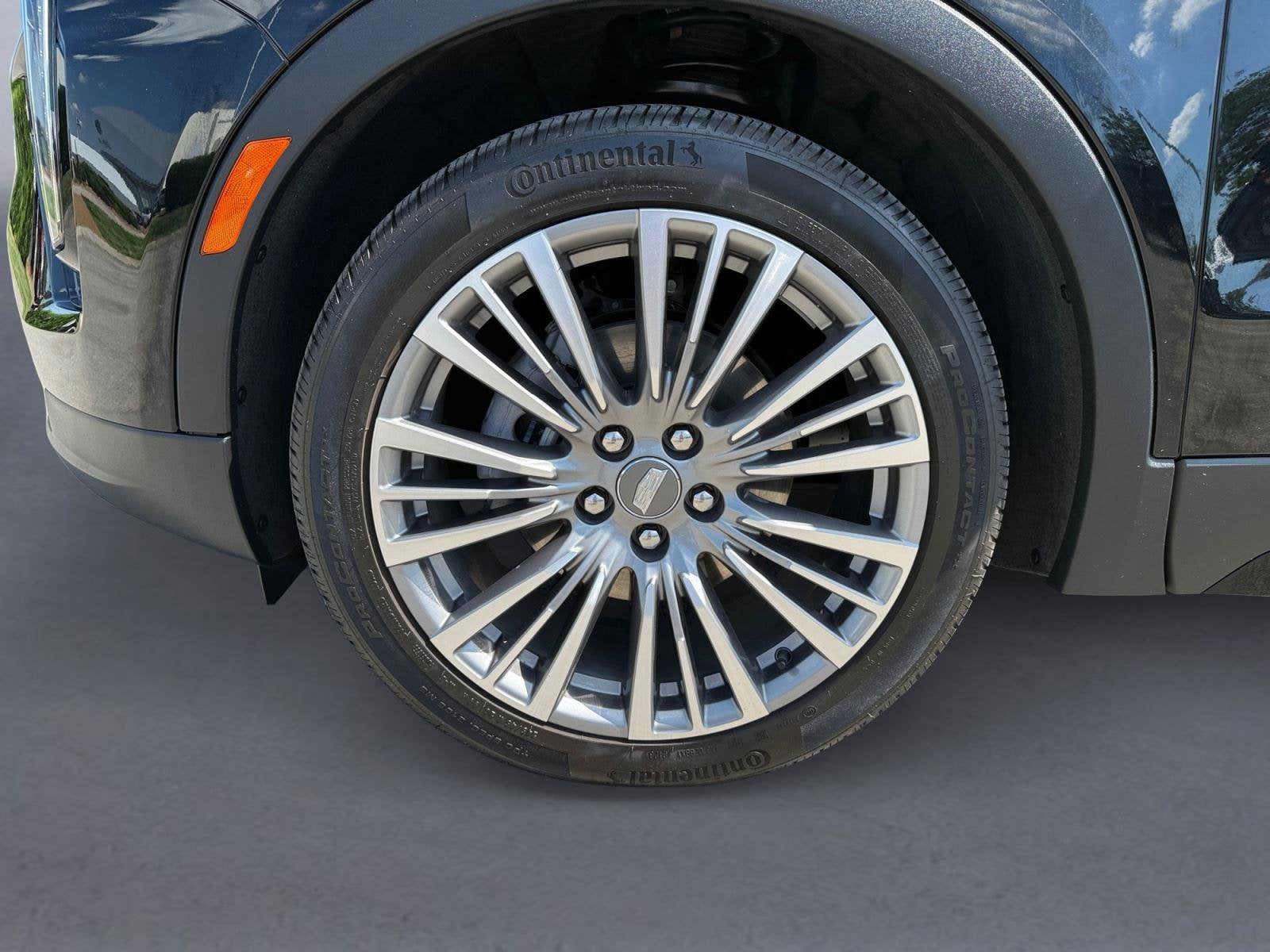 2024 Cadillac XT4 Base