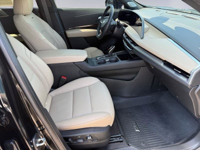 2024 Cadillac XT4 Base