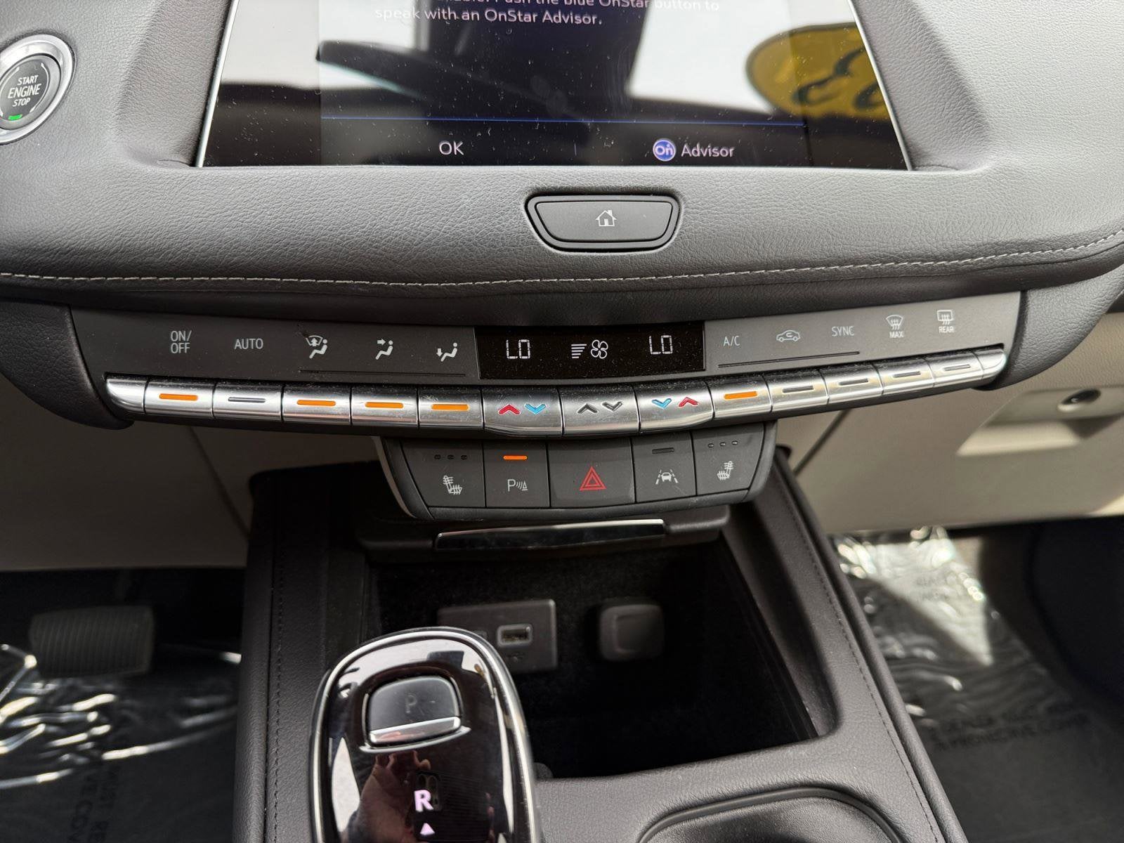 2023 Cadillac XT4 Base