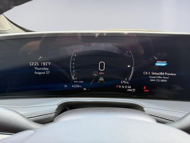 2024 Cadillac XT4 AWD 4dr Premium Luxury