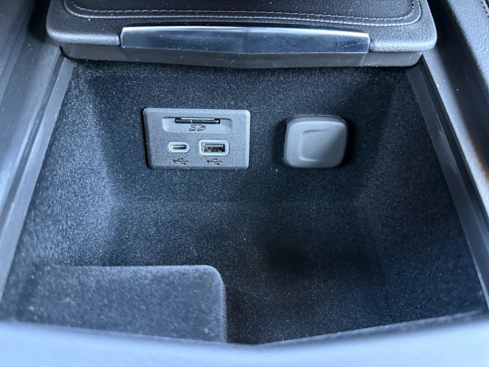 2023 Cadillac XT4 Base