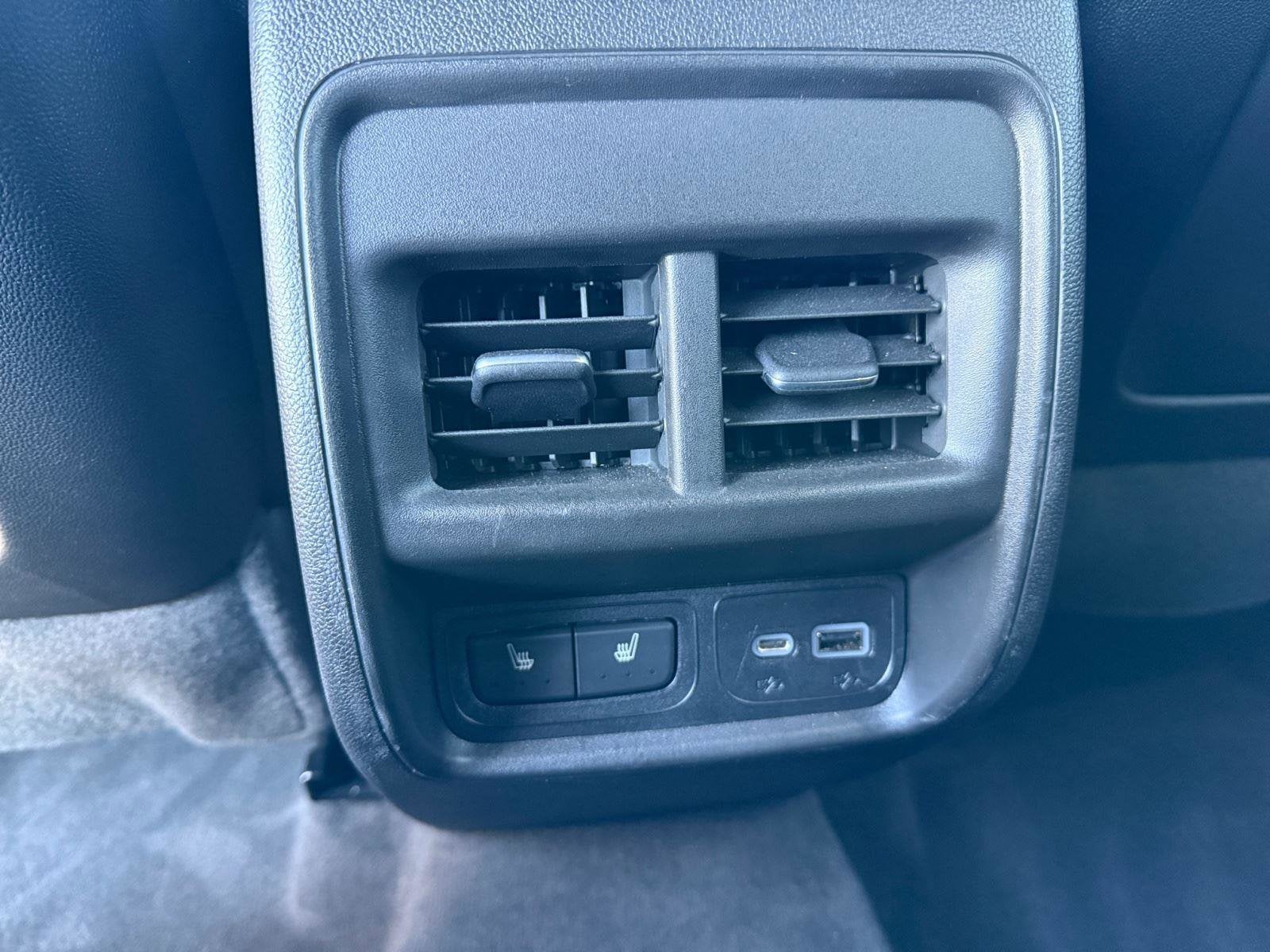 2023 Cadillac XT4 Base