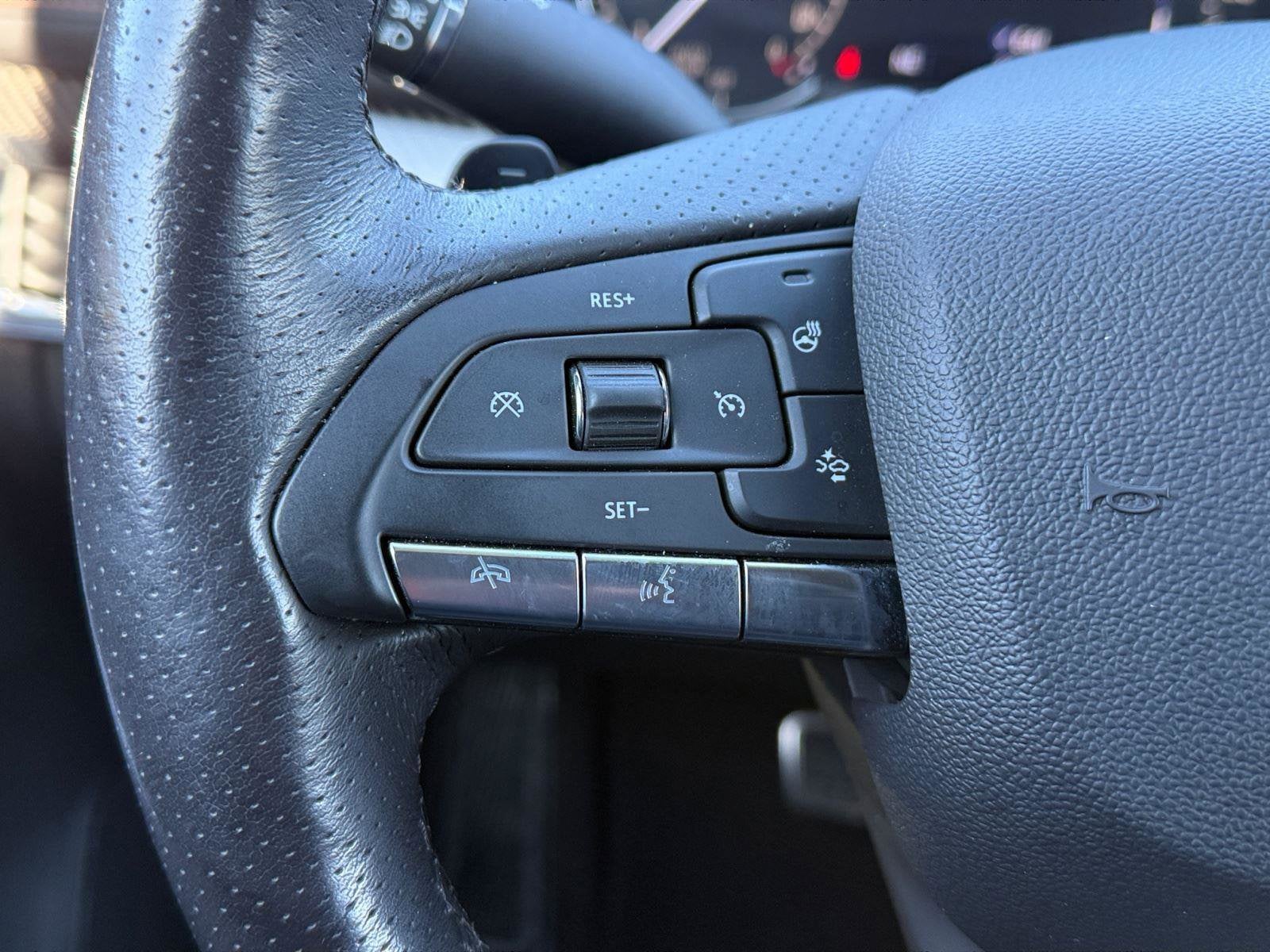 2023 Cadillac XT4 Base