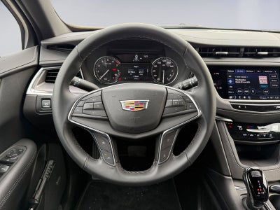 2025 Cadillac XT5 Base