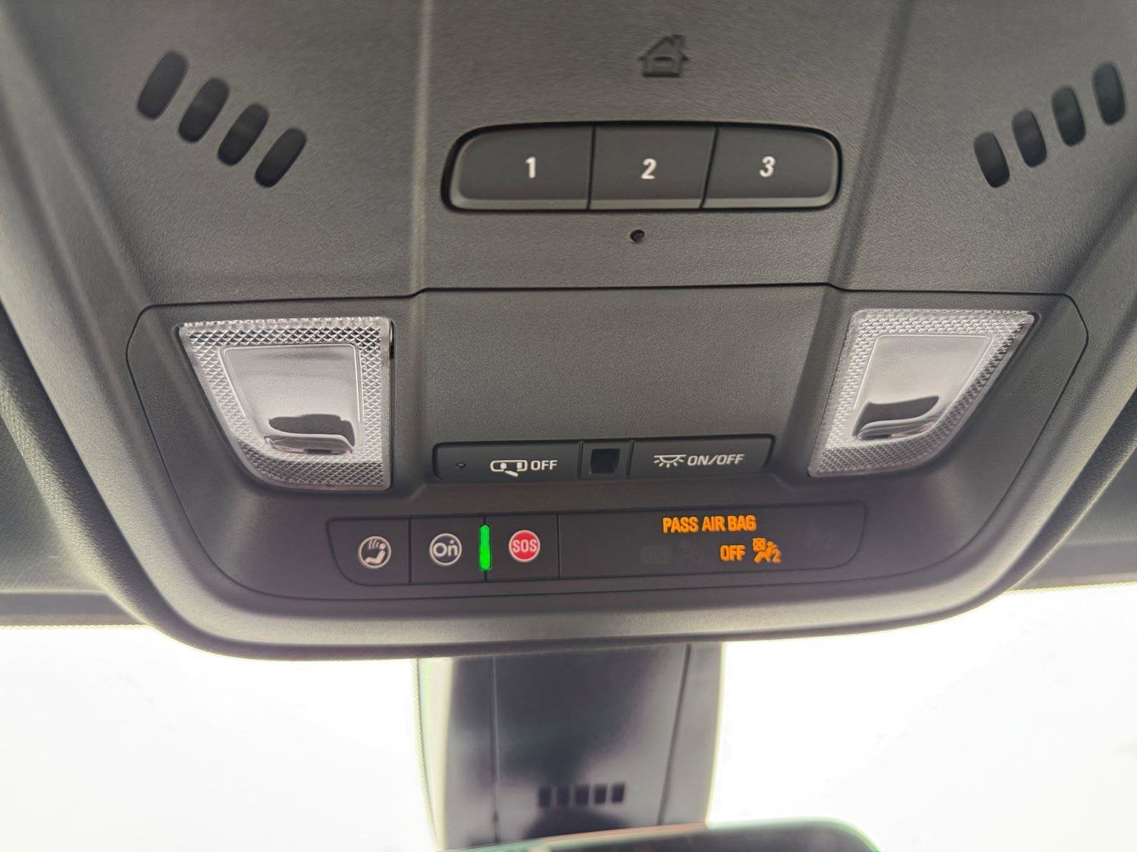 2025 Cadillac XT5 Base