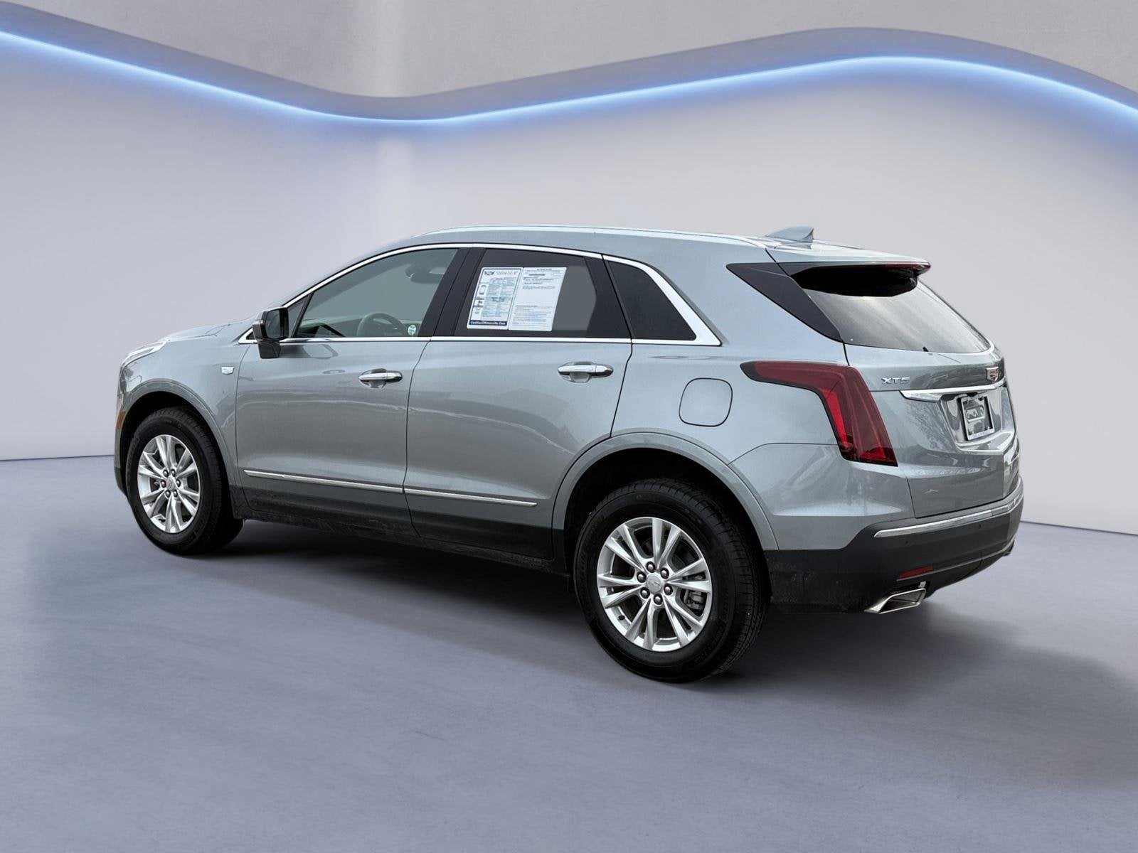 2025 Cadillac XT5 Base