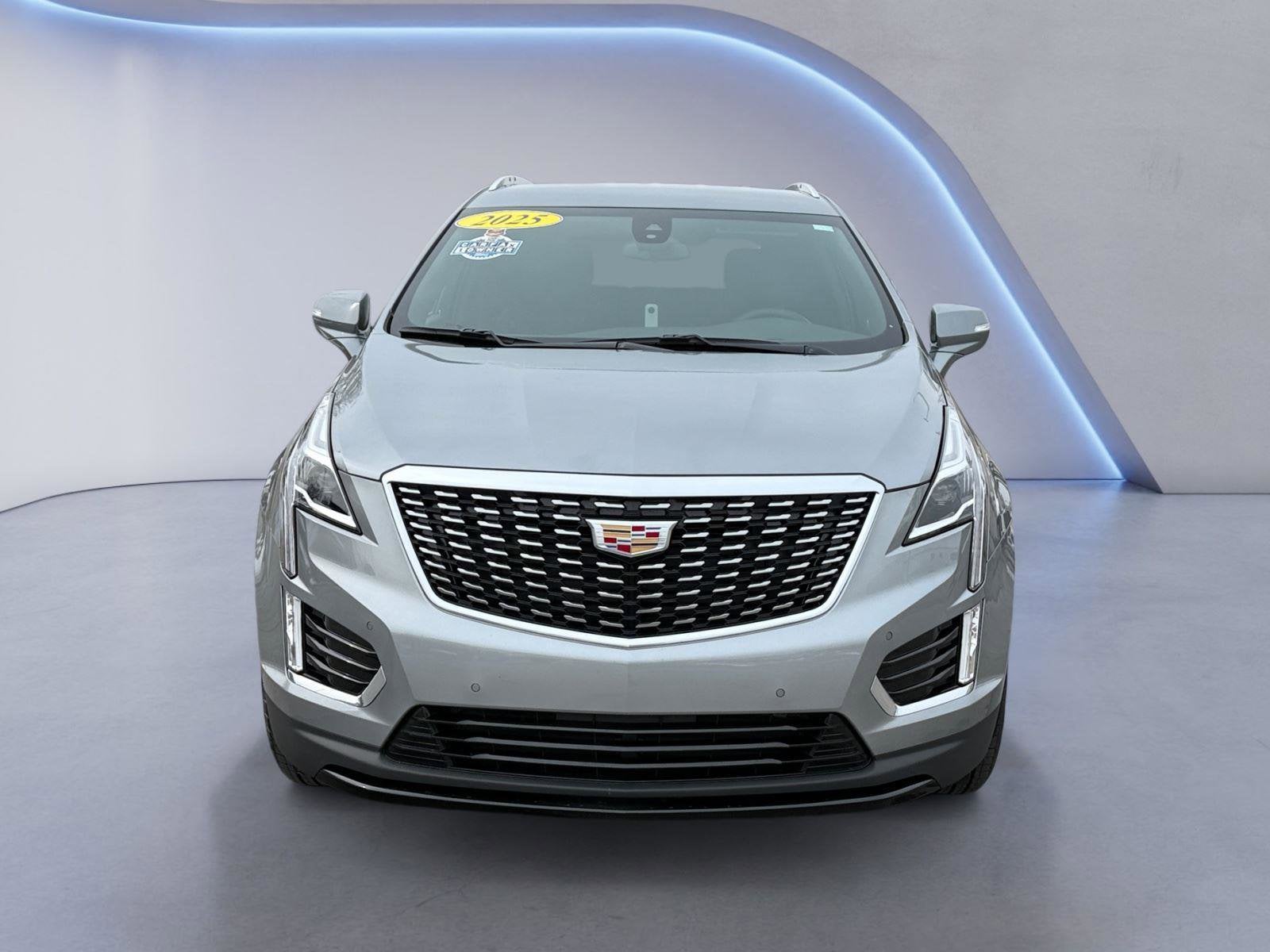 2025 Cadillac XT5 Base