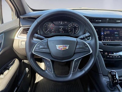 2024 Cadillac XT5 Luxury