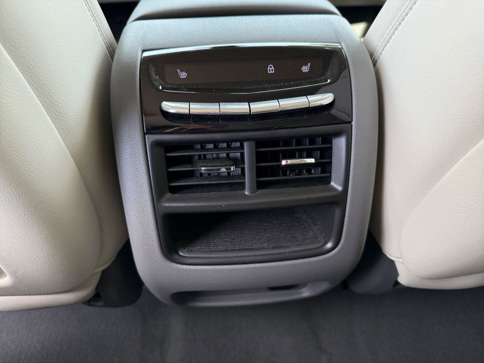 2019 Cadillac XT5 Base