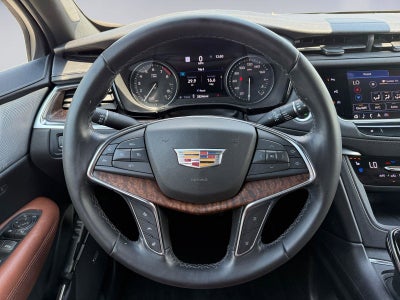 2020 Cadillac XT5 Base