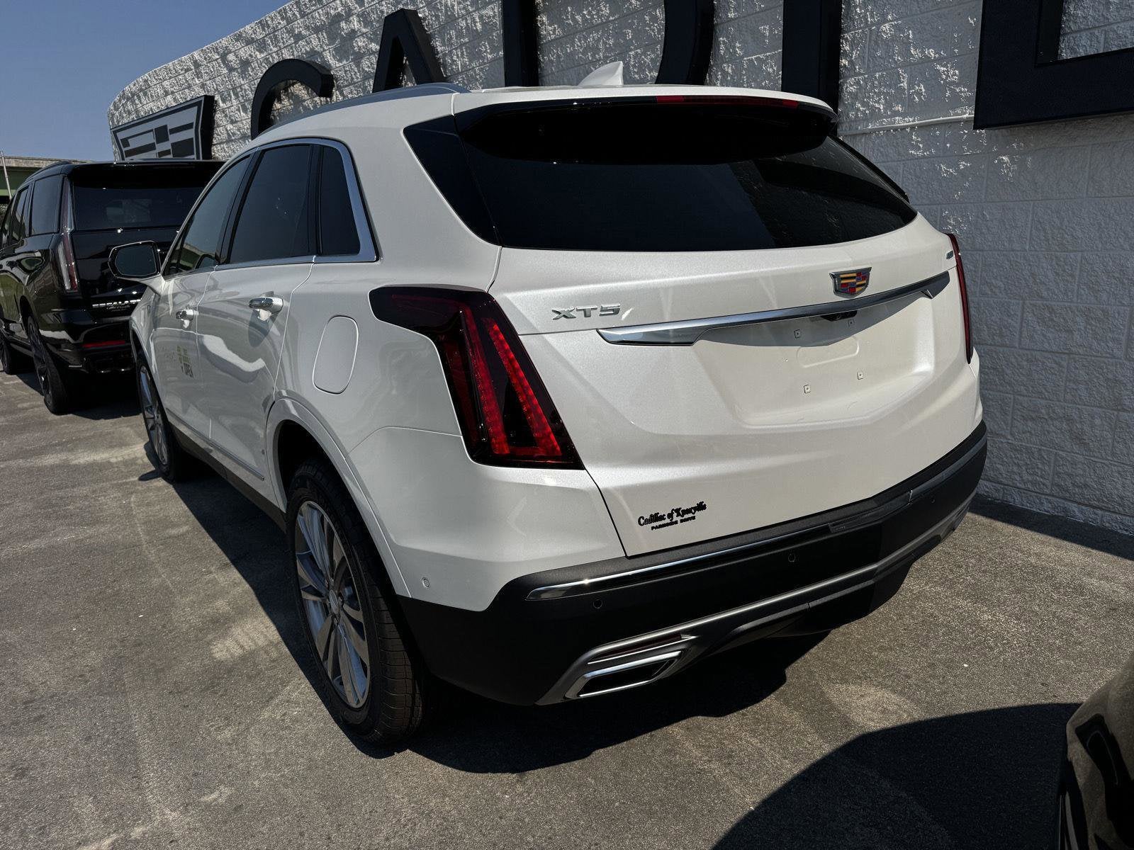 2026 Cadillac XT5 Base