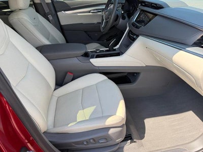 2022 Cadillac XT5 FWD Premium Luxury