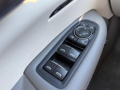 2022 Cadillac XT5 FWD Premium Luxury
