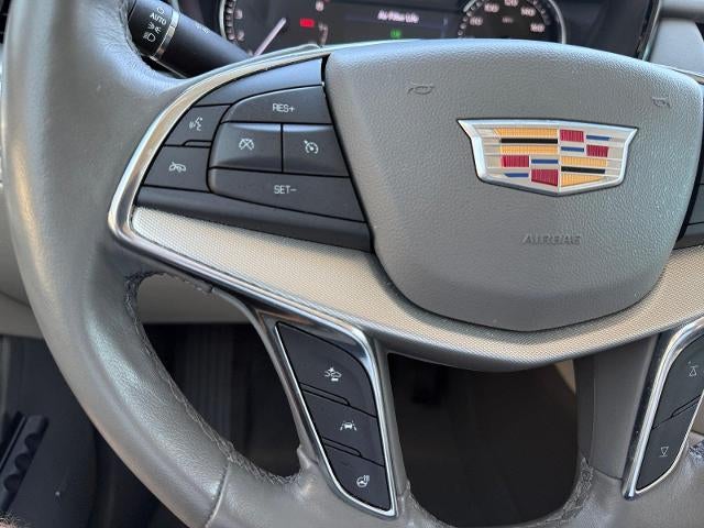 2022 Cadillac XT5 FWD Premium Luxury