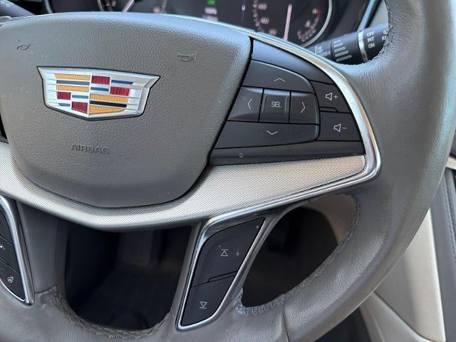 2022 Cadillac XT5 FWD Premium Luxury